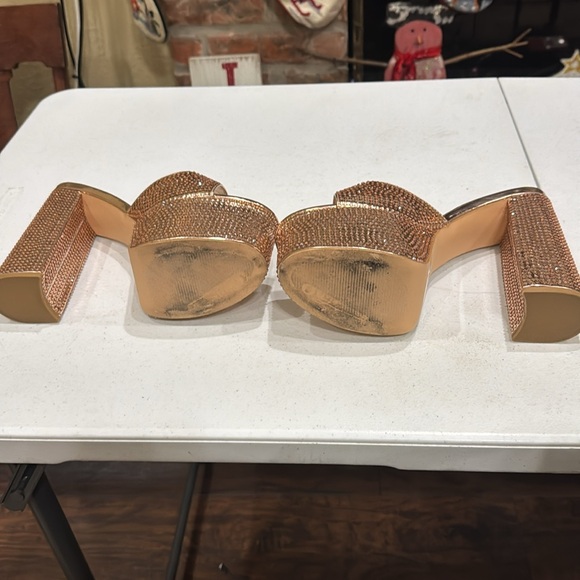Olivia rose gold rhinestoned platform heels / size 9 / Excellent condition - Picture 14 of 14